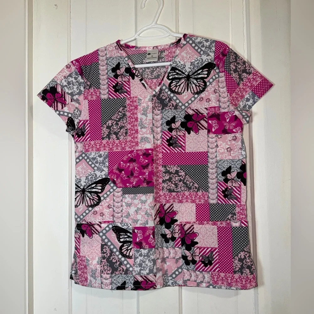Women's size medium 24/7 comfort Pink and Black‎ Butterfly Patchwork scrub top